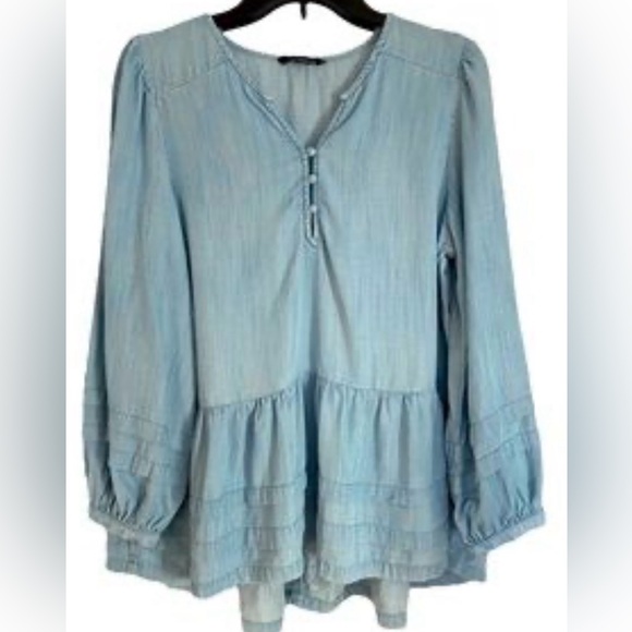 American Eagle Outfitters Tops - American Eagle long-sleeve peasant-style top L